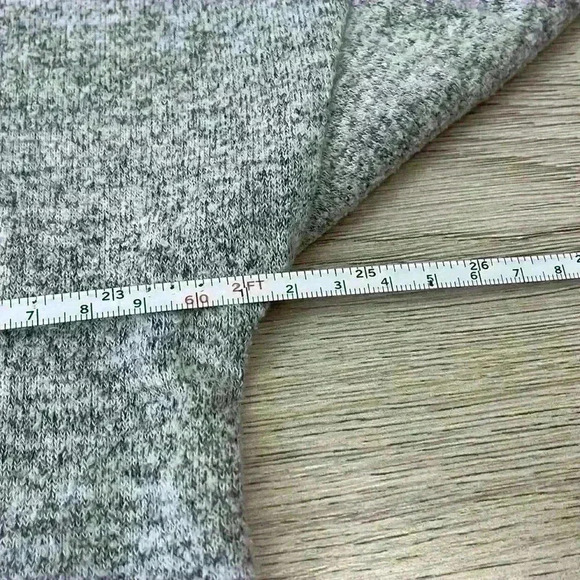 Abercrombie & Fitch Grey Turtleneck Sweater Size Large - Picture 8 of 8